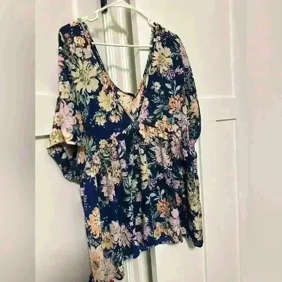 NWT - Fall šColors Beautiful Melody Just In Time 2X Floral blouse - Picture 8 of 9